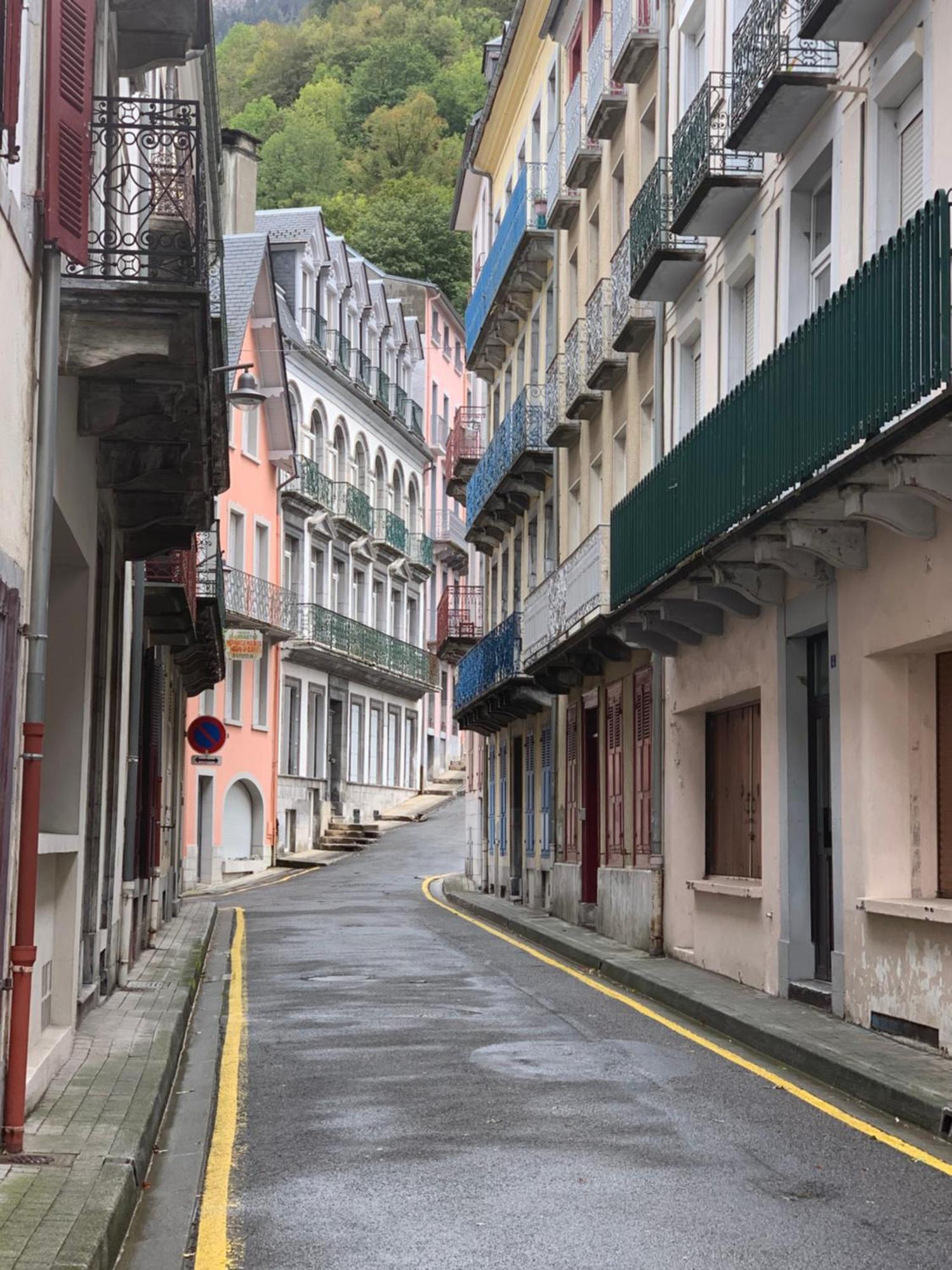 Appartement Cosy Au Coeur De La Ville, Au Calme Avec Wifi Et Linge De Maison Inclus كوتيريه المظهر الخارجي الصورة