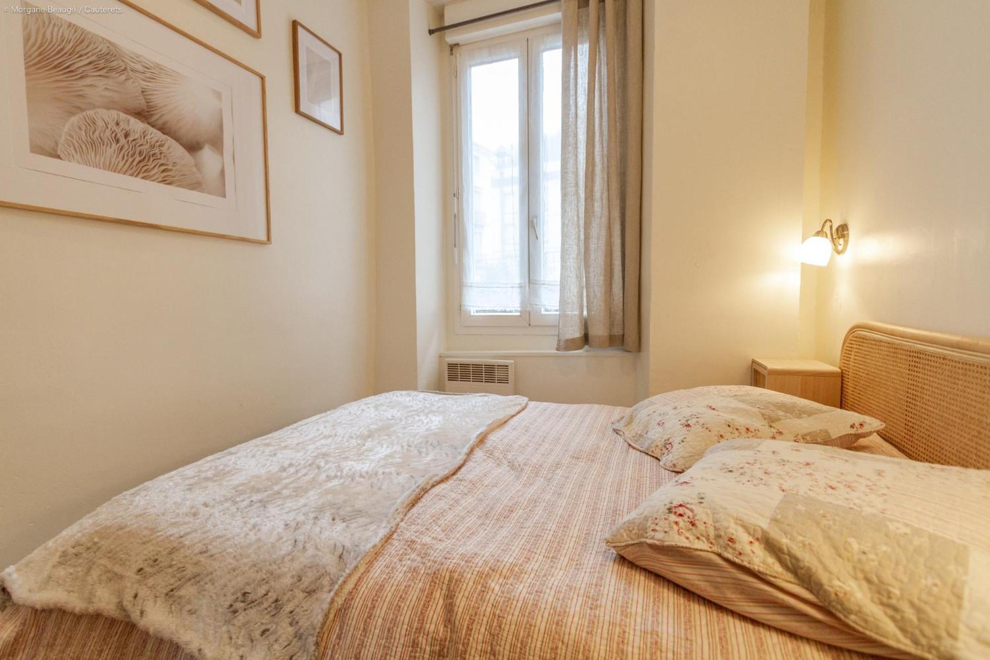 Appartement Cosy Au Coeur De La Ville, Au Calme Avec Wifi Et Linge De Maison Inclus كوتيريه المظهر الخارجي الصورة
